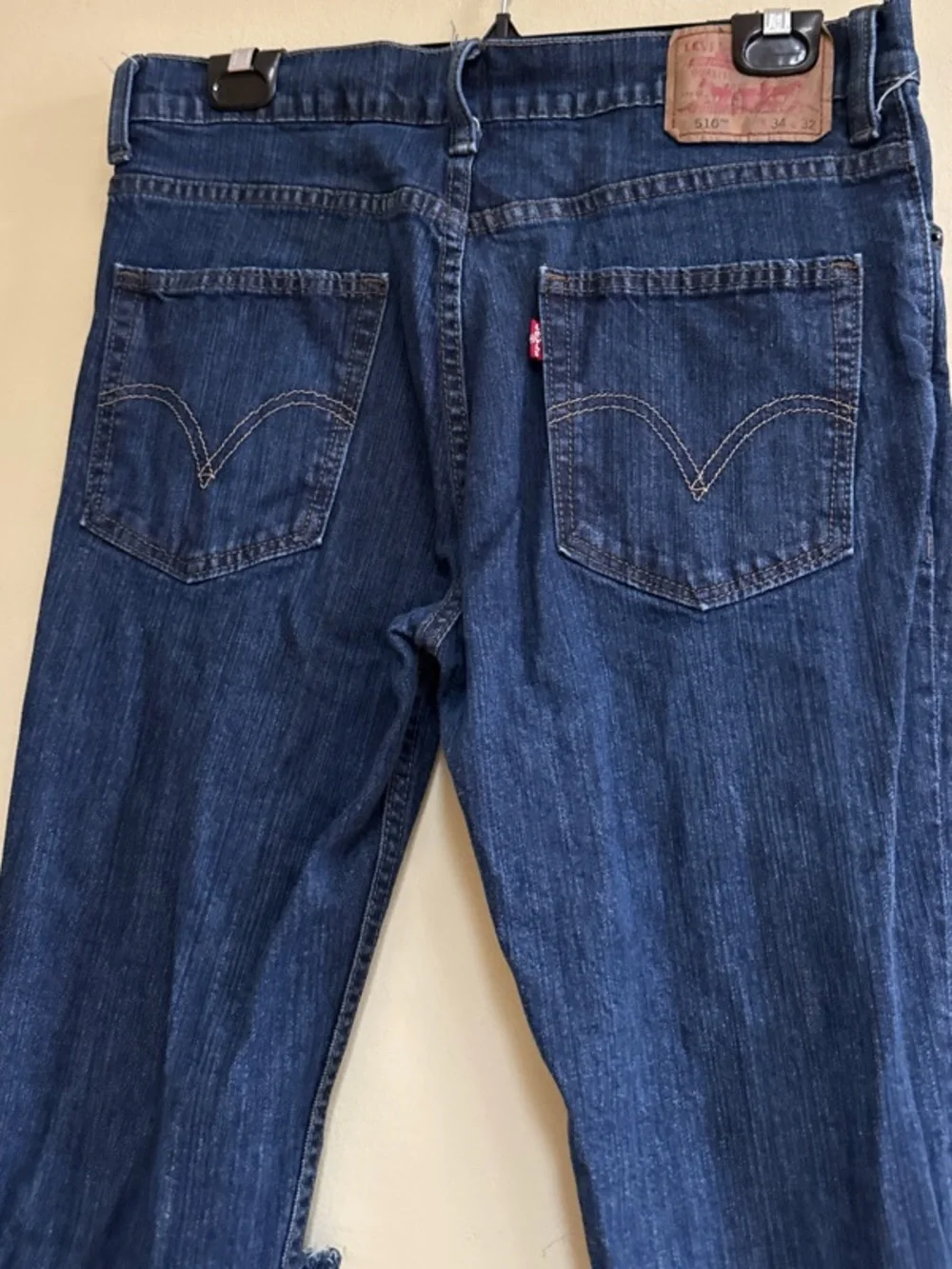 510 Super Skinny Distressed Jeans